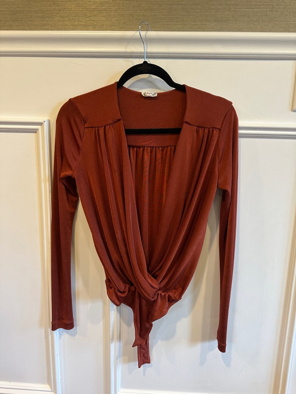 Long Sleeve Rust Twist-Front Women's Top